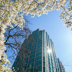 Rosedale On Robson 3*, Vancouver Canadá