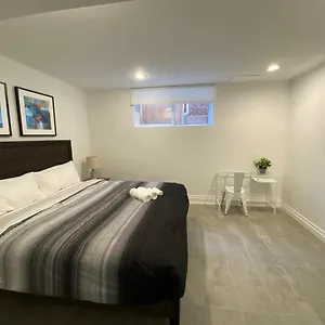 Homestay Yorkmills And Bayview !a Spacious And Modern Private Bdr With Shared Bathroom Toronto