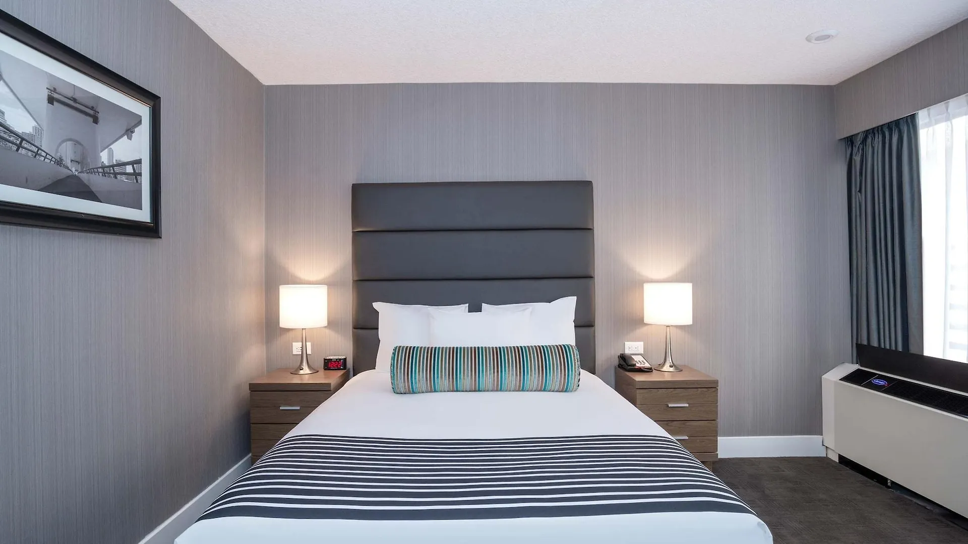 Sandman Signature Calgary Downtown Hotel