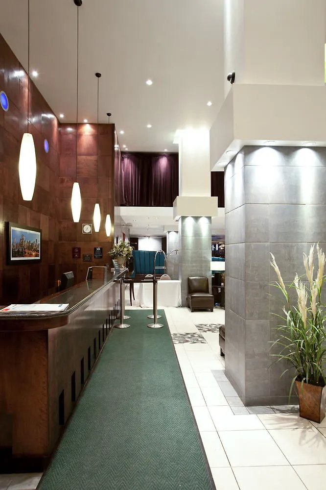 ****  Sandman Signature Calgary Downtown Hotel Canada